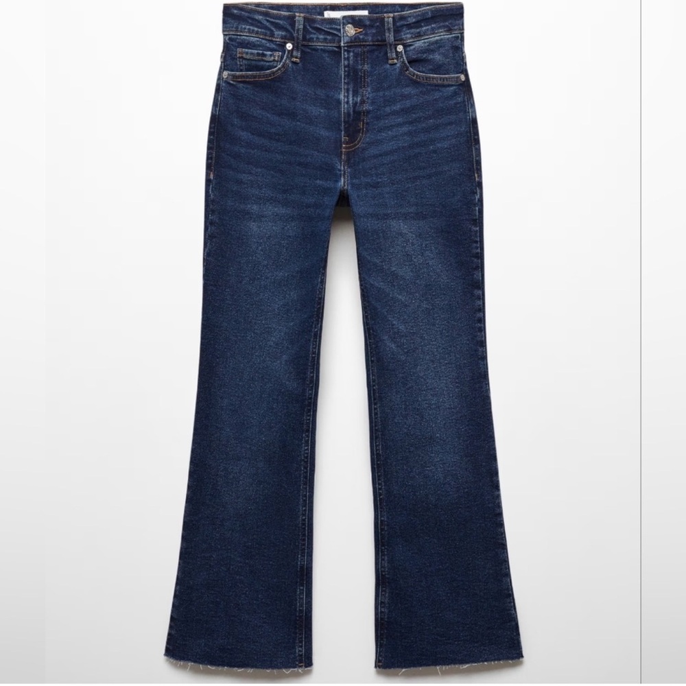 MANGO Sienna Mid-rise Flared Cropped Ankle Jeans - Picture 4 of 8